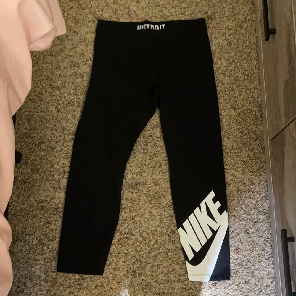 NIKE LEGGINGS